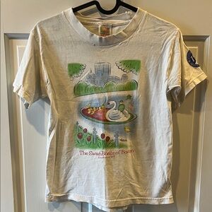 Vintage 2002 y2k Kids White Boston Swan Boats T-Shirt Size 10-12